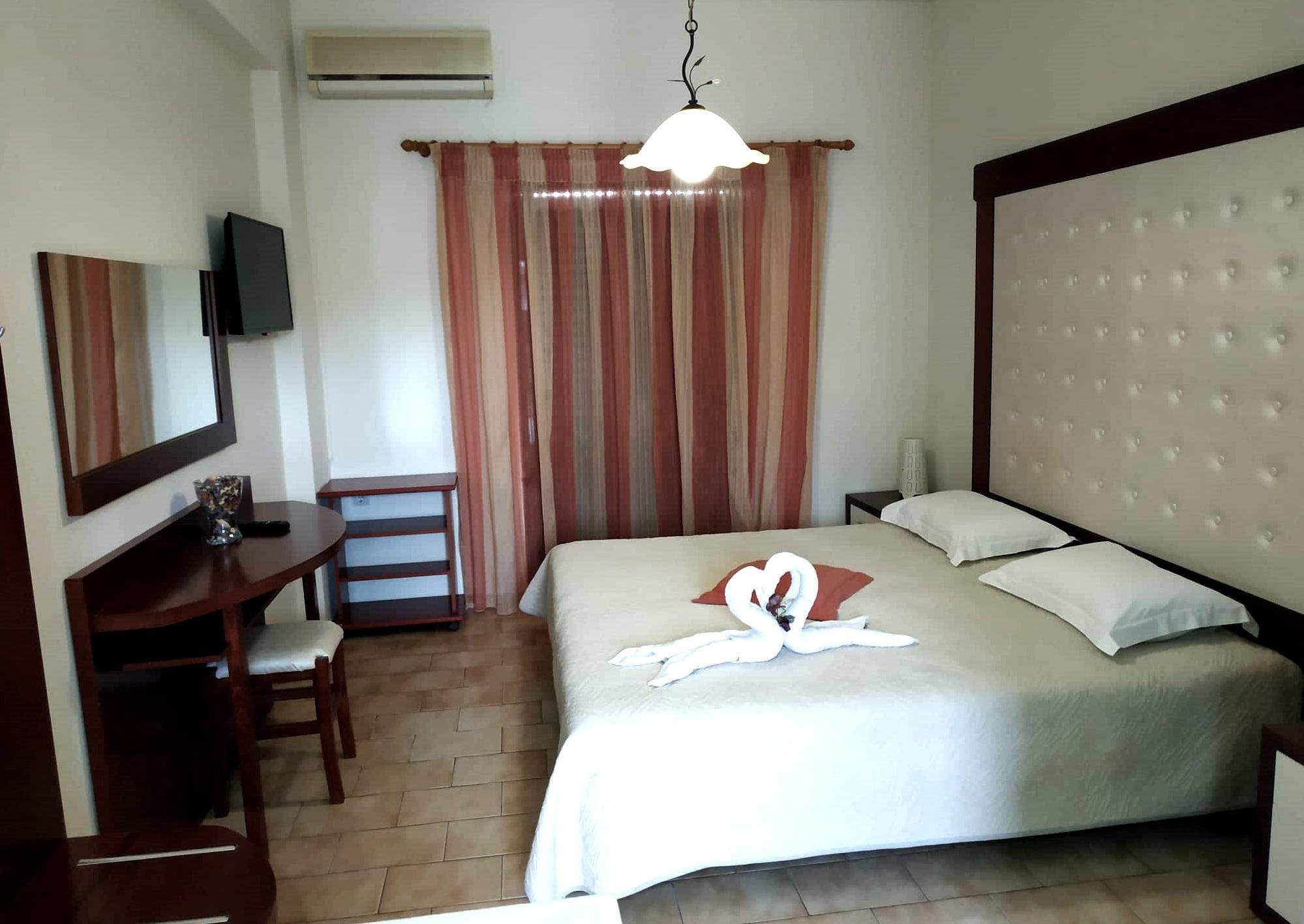 Eleni'S Garden & Castello Suites اليكاناس المظهر الخارجي الصورة