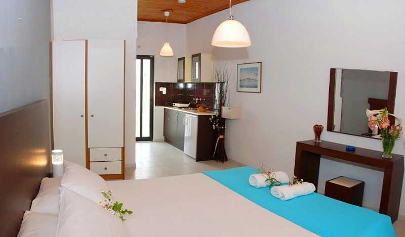 Eleni'S Garden & Castello Suites اليكاناس المظهر الخارجي الصورة